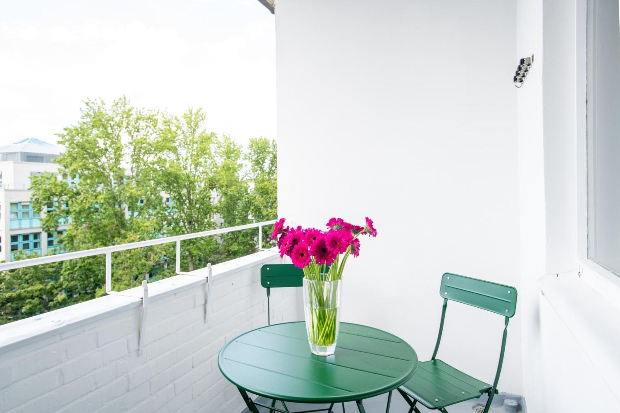 Flattering - Berlin Aparthotel Exterior photo